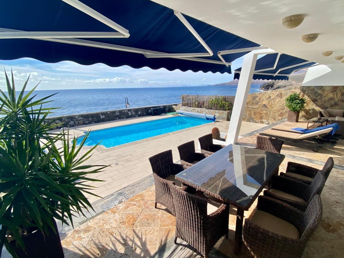 Seafront Puerto Calero Villa Exterior photo